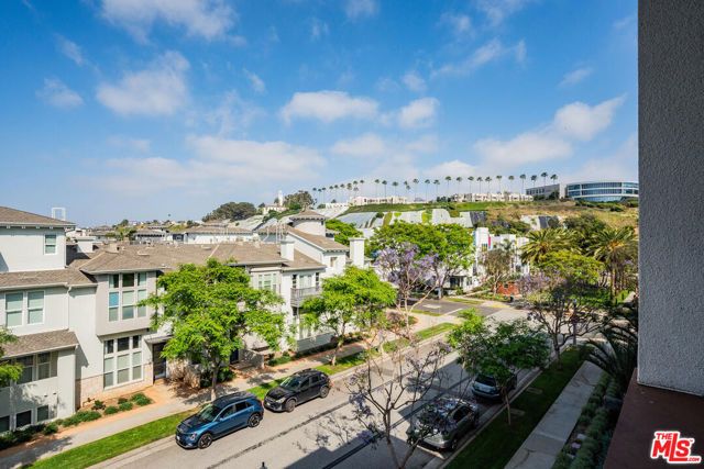 6030 Seabluff Drive 423, Los Angeles, CA 90094