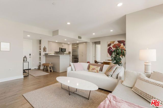 6030 Seabluff Drive 423, Los Angeles, CA 90094
