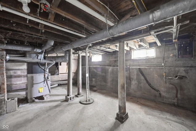 12040 E 65th Street, Indianapolis, IN 46236