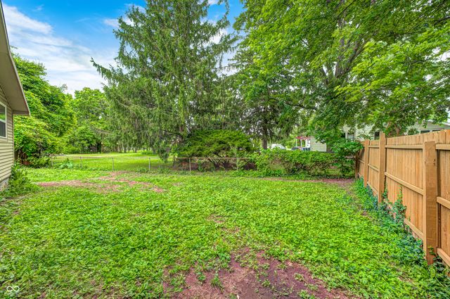 12040 E 65th Street, Indianapolis, IN 46236