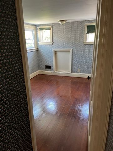 89 Green Street, Fairhaven, MA 02719