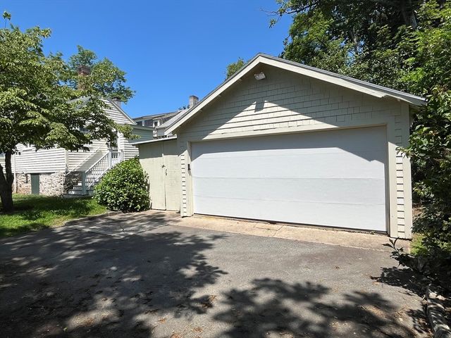 89 Green Street, Fairhaven, MA 02719