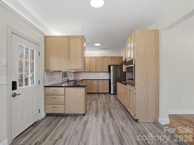 8128 Cane Pointe Lane, Waxhaw, NC 28173