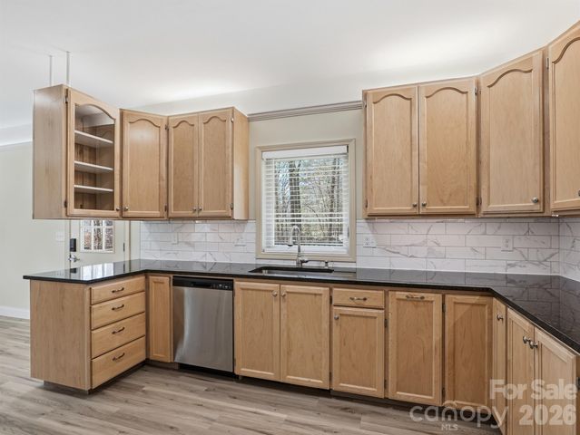 8128 Cane Pointe Lane, Waxhaw, NC 28173