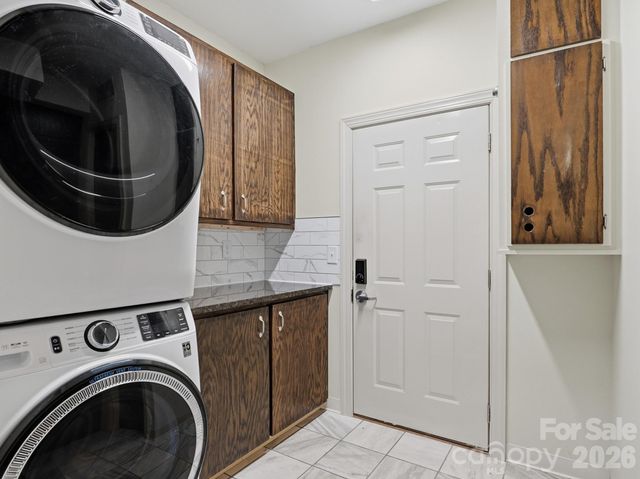 8128 Cane Pointe Lane, Waxhaw, NC 28173