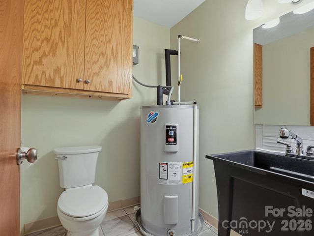 8128 Cane Pointe Lane, Waxhaw, NC 28173