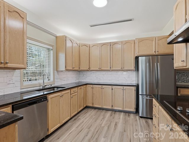 8128 Cane Pointe Lane, Waxhaw, NC 28173