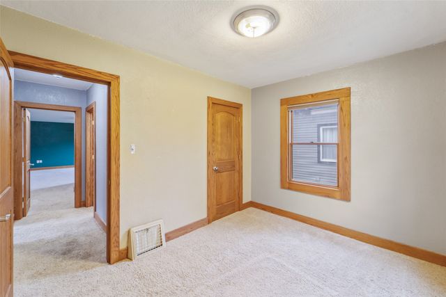 1812 Evelyn Street, Perry, IA 50220