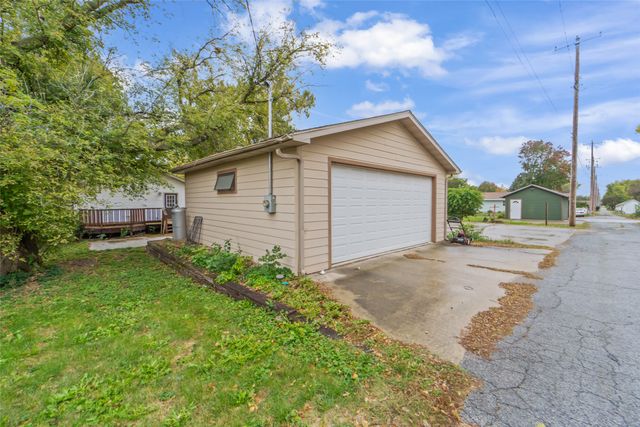 1812 Evelyn Street, Perry, IA 50220