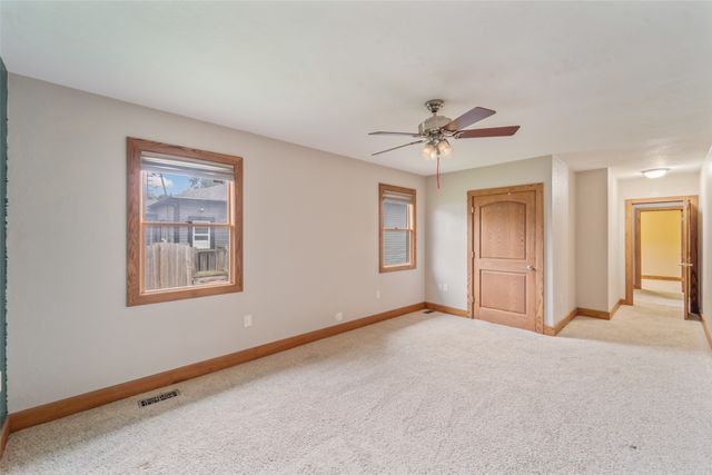 1812 Evelyn Street, Perry, IA 50220