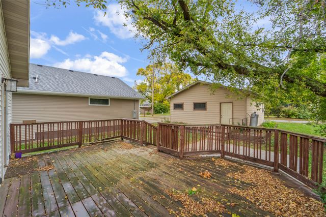 1812 Evelyn Street, Perry, IA 50220