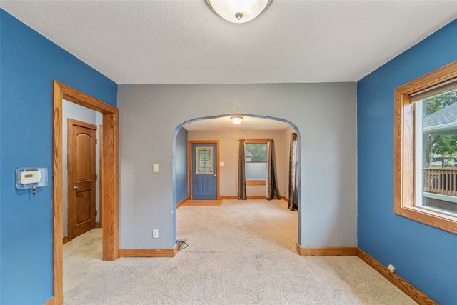 1812 Evelyn Street, Perry, IA 50220