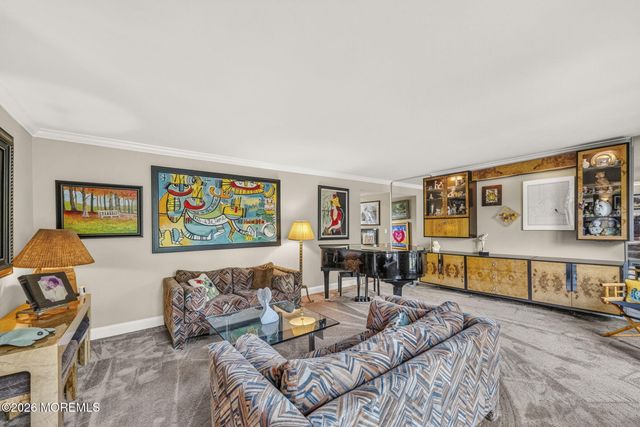 60 Cannonade Drive W, Marlboro, NJ 07746