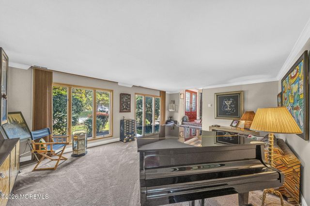 60 Cannonade Drive W, Marlboro, NJ 07746