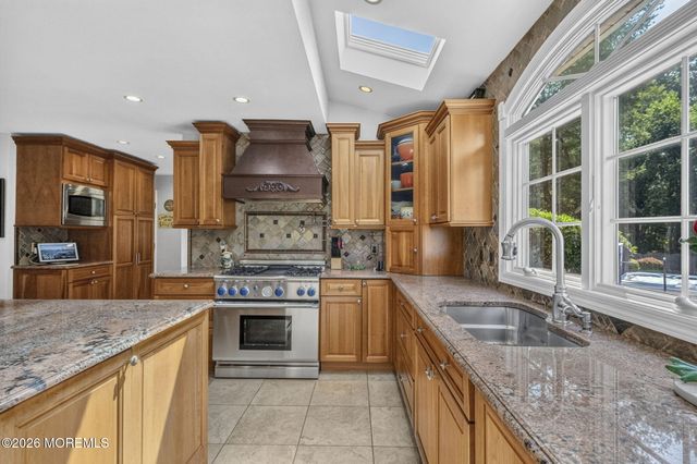 60 Cannonade Drive W, Marlboro, NJ 07746