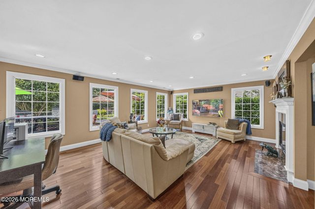 60 Cannonade Drive W, Marlboro, NJ 07746