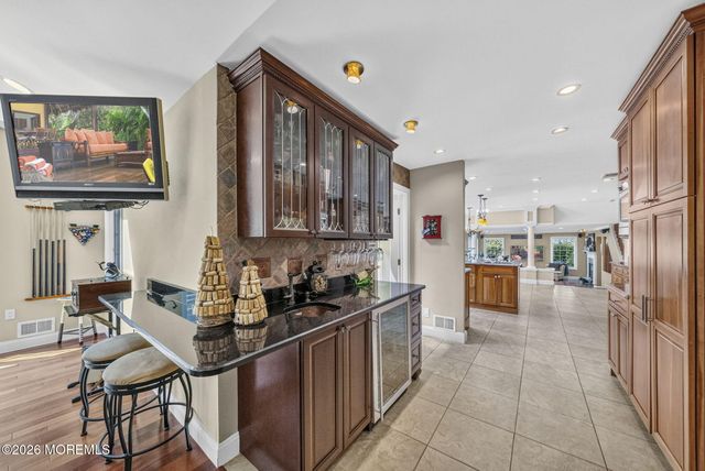 60 Cannonade Drive W, Marlboro, NJ 07746