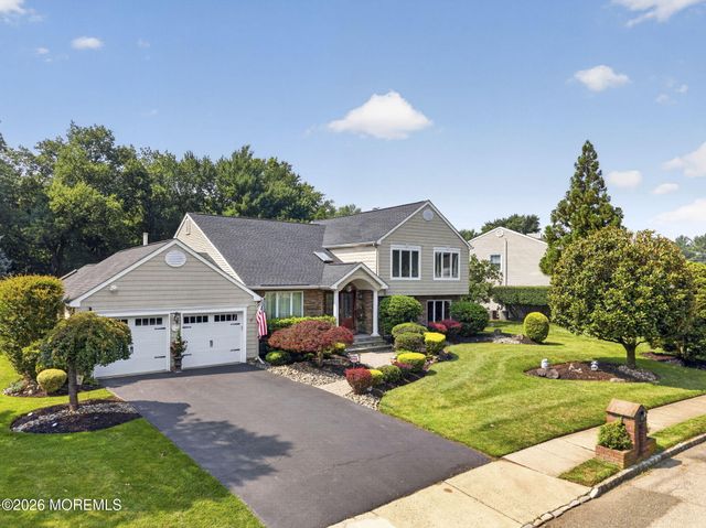 60 Cannonade Drive W, Marlboro, NJ 07746