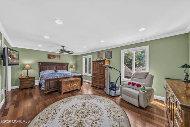 60 Cannonade Drive W, Marlboro, NJ 07746