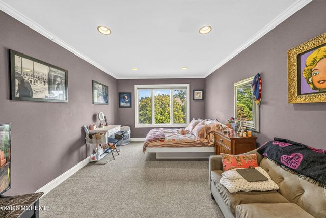 60 Cannonade Drive W, Marlboro, NJ 07746