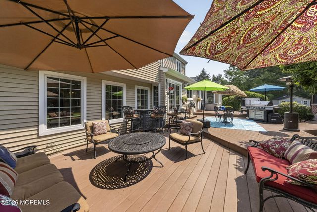 60 Cannonade Drive W, Marlboro, NJ 07746