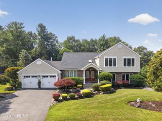 60 Cannonade Drive W, Marlboro, NJ 07746