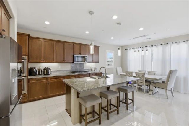 35416 Oakstone Creek Court, Winchester, CA 92596
