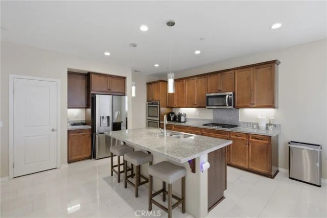 35416 Oakstone Creek Court, Winchester, CA 92596