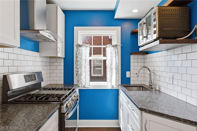 3748 Berkeley Road, Cleveland Heights, OH 44118