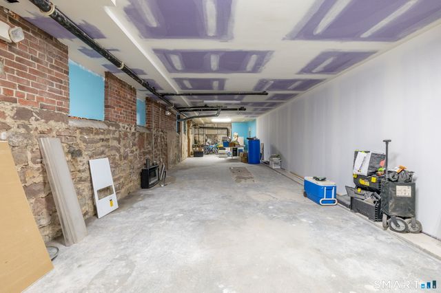 19 Edgewood Street, Hartford, CT 06112