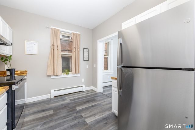 19 Edgewood Street, Hartford, CT 06112