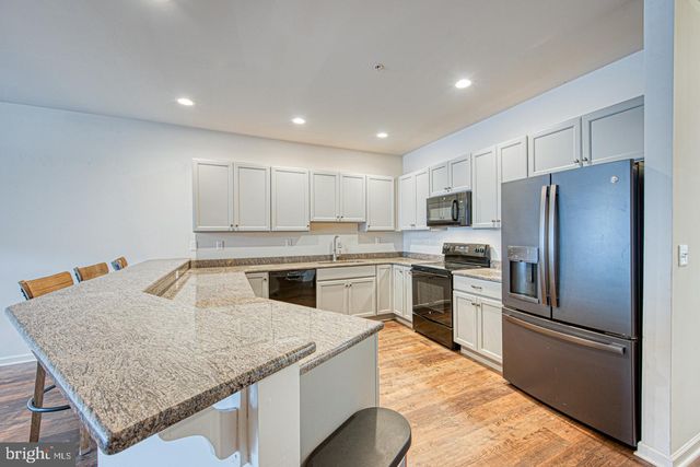 231 ROSE VIEW DR, West Grove, PA 19390