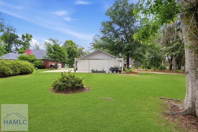 622 Brigantine Dunmore Road, Midway, GA 31320