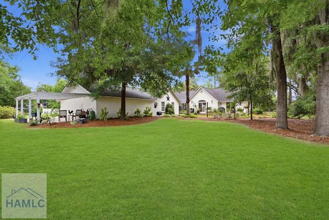 622 Brigantine Dunmore Road, Midway, GA 31320