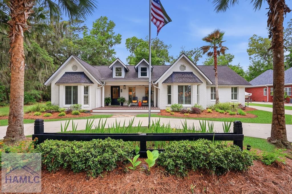 622 Brigantine Dunmore Road, Midway, GA 31320