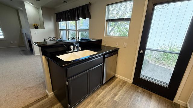 263 Brightstone Cir, Folsom, CA 95630