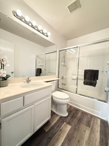 263 Brightstone Cir, Folsom, CA 95630