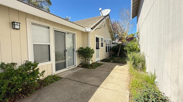 263 Brightstone Cir, Folsom, CA 95630