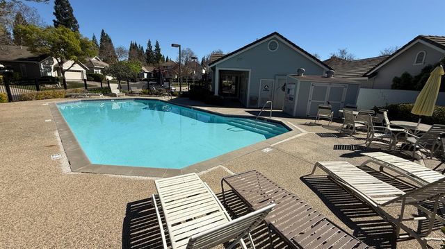 263 Brightstone Cir, Folsom, CA 95630