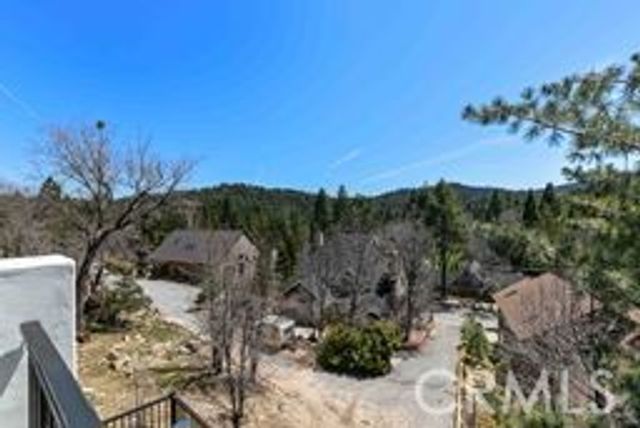 26665 Modoc Lane, Lake Arrowhead, CA 92352