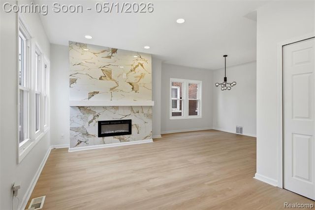 1639 Gladstone Street, Detroit, MI 48206