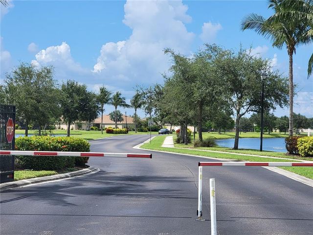 7069 WATERFORD PARKWAY, Punta Gorda, FL 33950