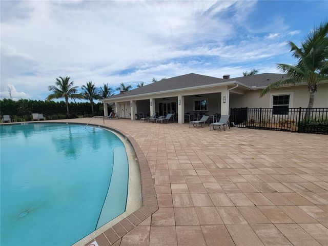 7069 WATERFORD PARKWAY, Punta Gorda, FL 33950