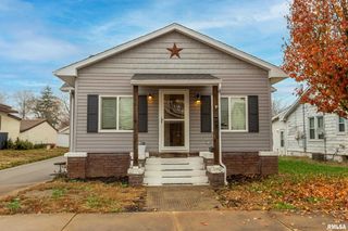2018 CLARKE Street, Murphysboro, IL 62966