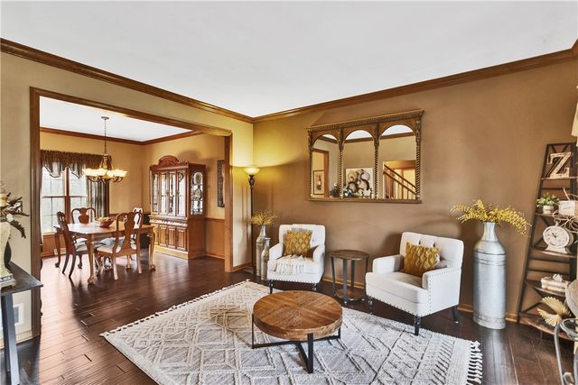 918 Gregory Ct, Cranberry Twp, PA 16066