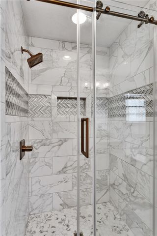 918 Gregory Ct, Cranberry Twp, PA 16066