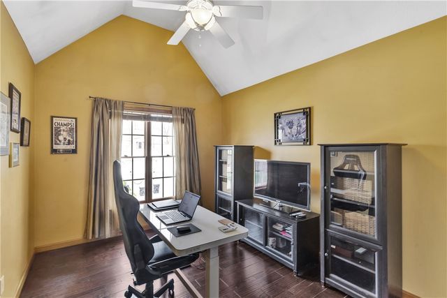 918 Gregory Ct, Cranberry Twp, PA 16066