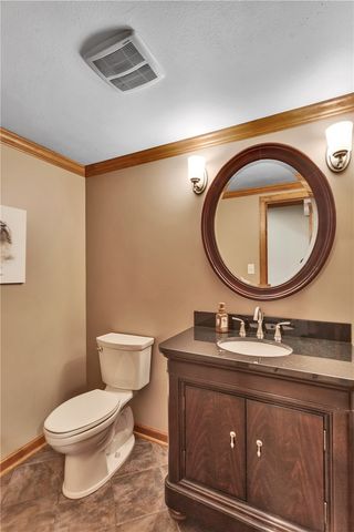 918 Gregory Ct, Cranberry Twp, PA 16066