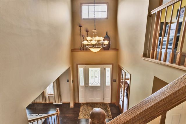 918 Gregory Ct, Cranberry Twp, PA 16066