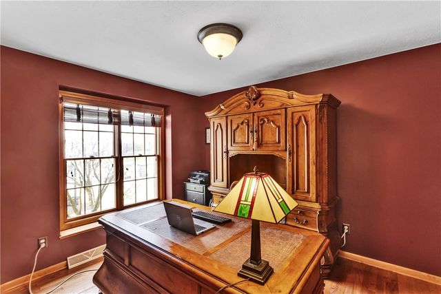 918 Gregory Ct, Cranberry Twp, PA 16066